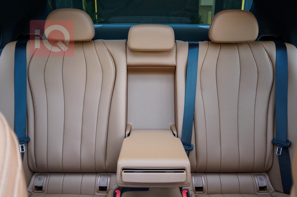 https://cdn.iqcars.ioimage_picker_71C9BBF7-6031-4289-AD4C-E82037F7944D-96332-00002F02CE684CB1_out.jpg